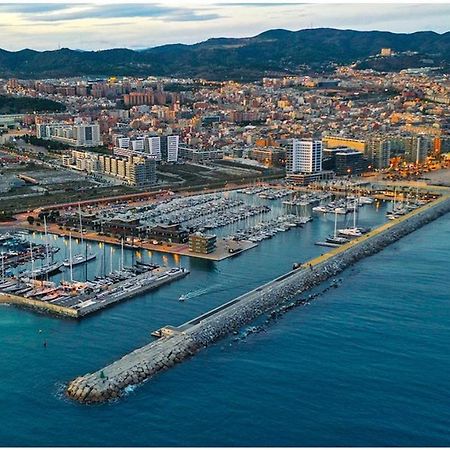 Ap4Us B1 - Apartment For Us - Sightseeing & Beach Near To Barcelona Badalona Exterior foto