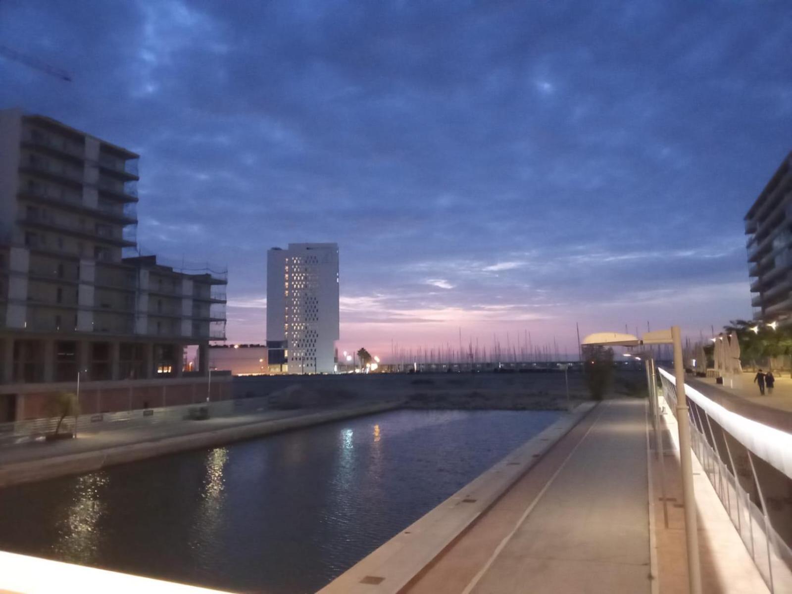 Ap4Us B1 - Apartment For Us - Sightseeing & Beach Near To Barcelona Badalona Exterior foto